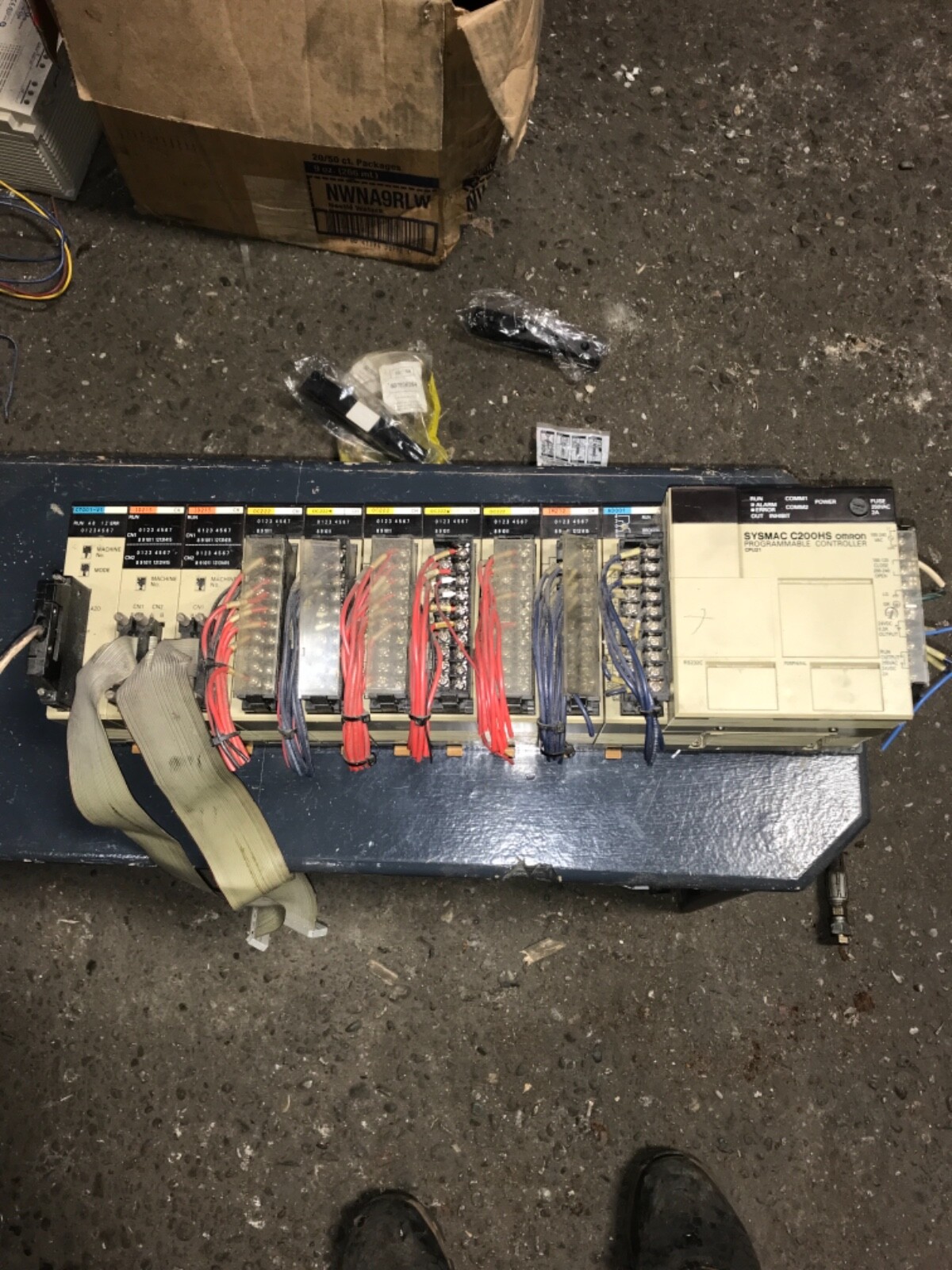 Omron Panel Rack Omron SYSMAC PLC Rack C200HS With Modules for sale online | eBay