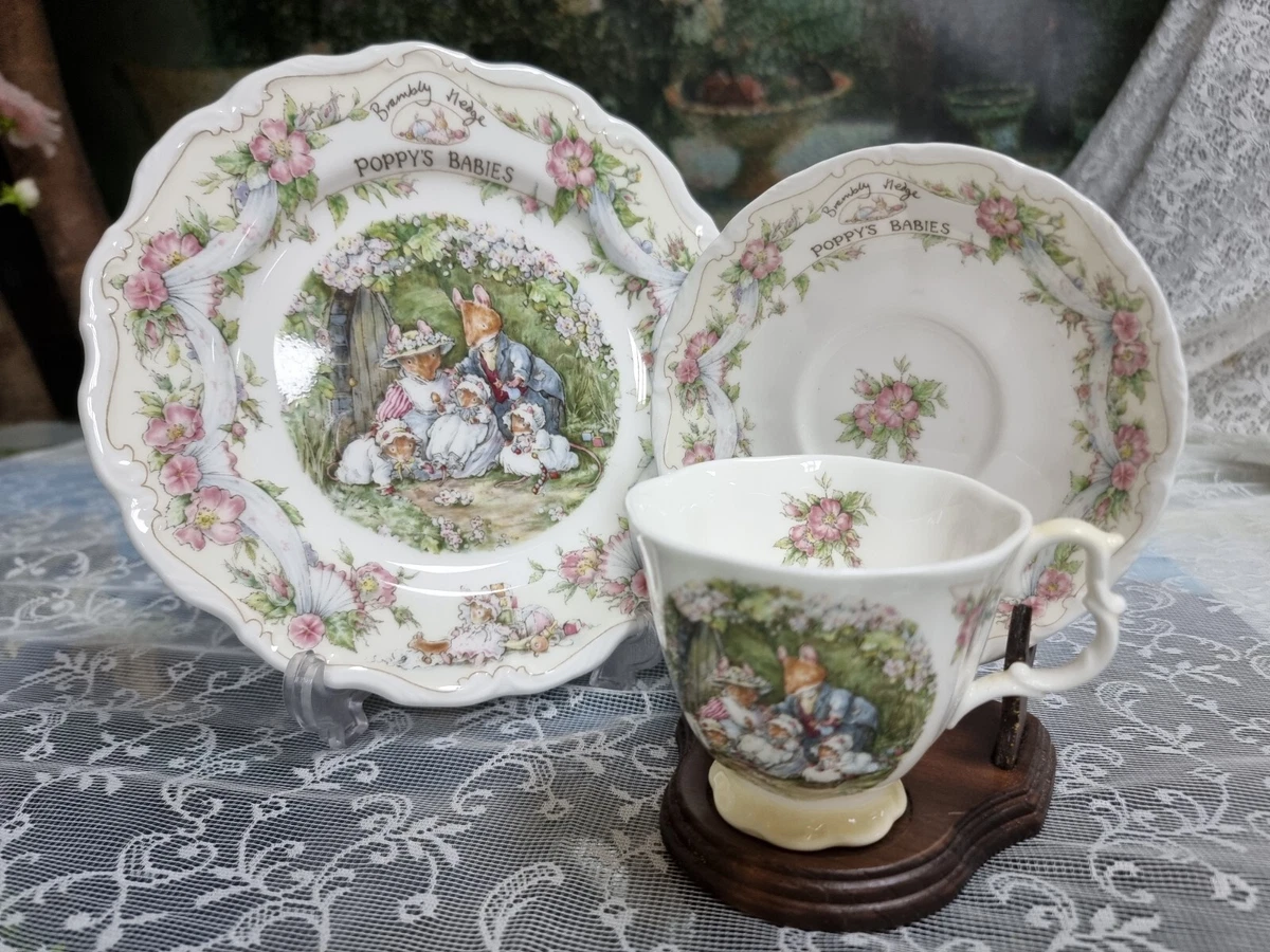 Royal doulton brambly hedge The Poppy's Babies cup &