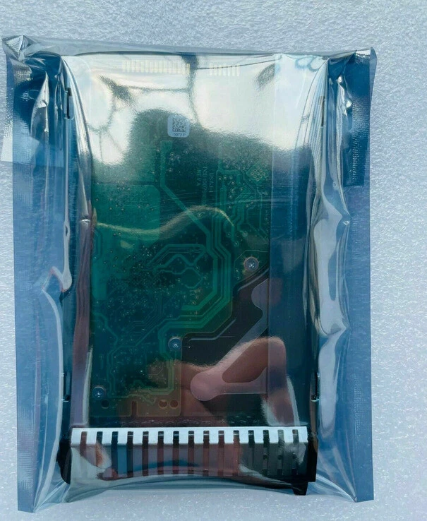 Lenovo IBM 00NA221 00NA222 00NA225 300GB 15K 12G 2.5" SAS G3HS 512e Hard Drive - Image 2 of 3