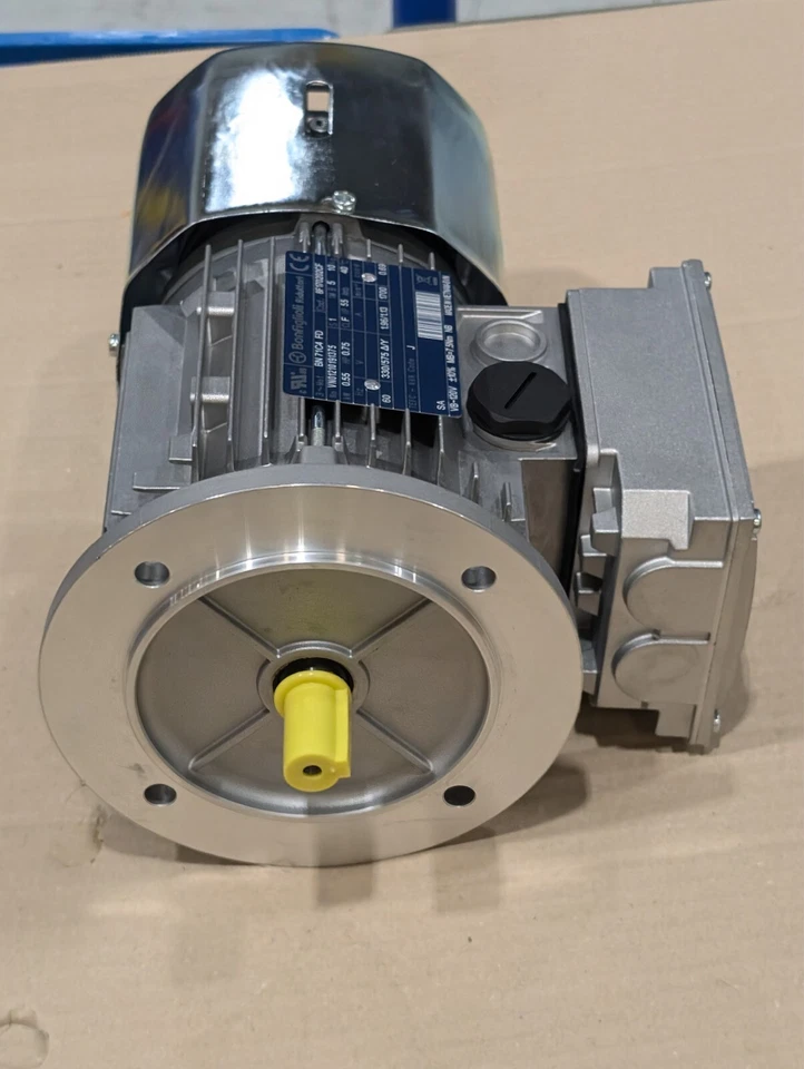 NEW BONFIGLIOLI 0.55kw .75hp 3PH Brake MOTOR Voltage 330/575V 60Hz IP55 - Image 4 of 4