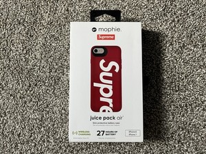 小物 SUPREME 22AW Mophie Snap+ Juice Pack Red 小物 SUPREME 22AW Mophie Snap+ Juice Pack Red Supreme mophie