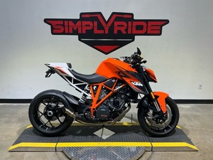 2016 KTM 1290 Super Duke R
