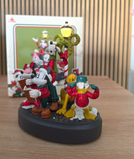 Disney Mickey Mouse Weihnachtsfigur mit Laterne, Minnie, Pluto, Donald & Goofy