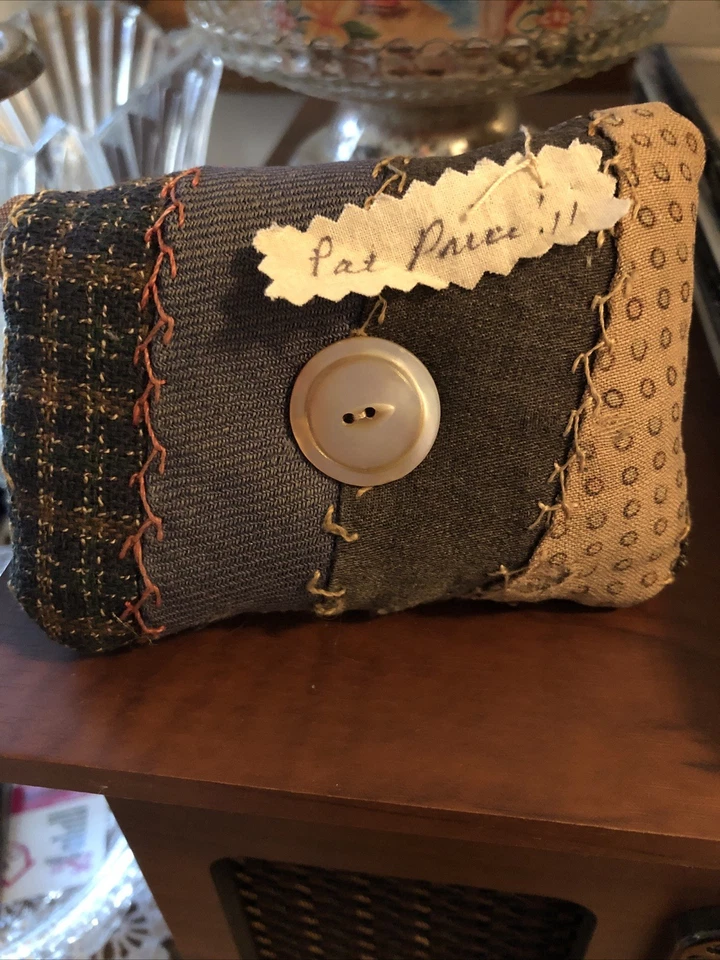 Primitive Handmade Bird Pincushion Signed By Artist - Image 3 of 4