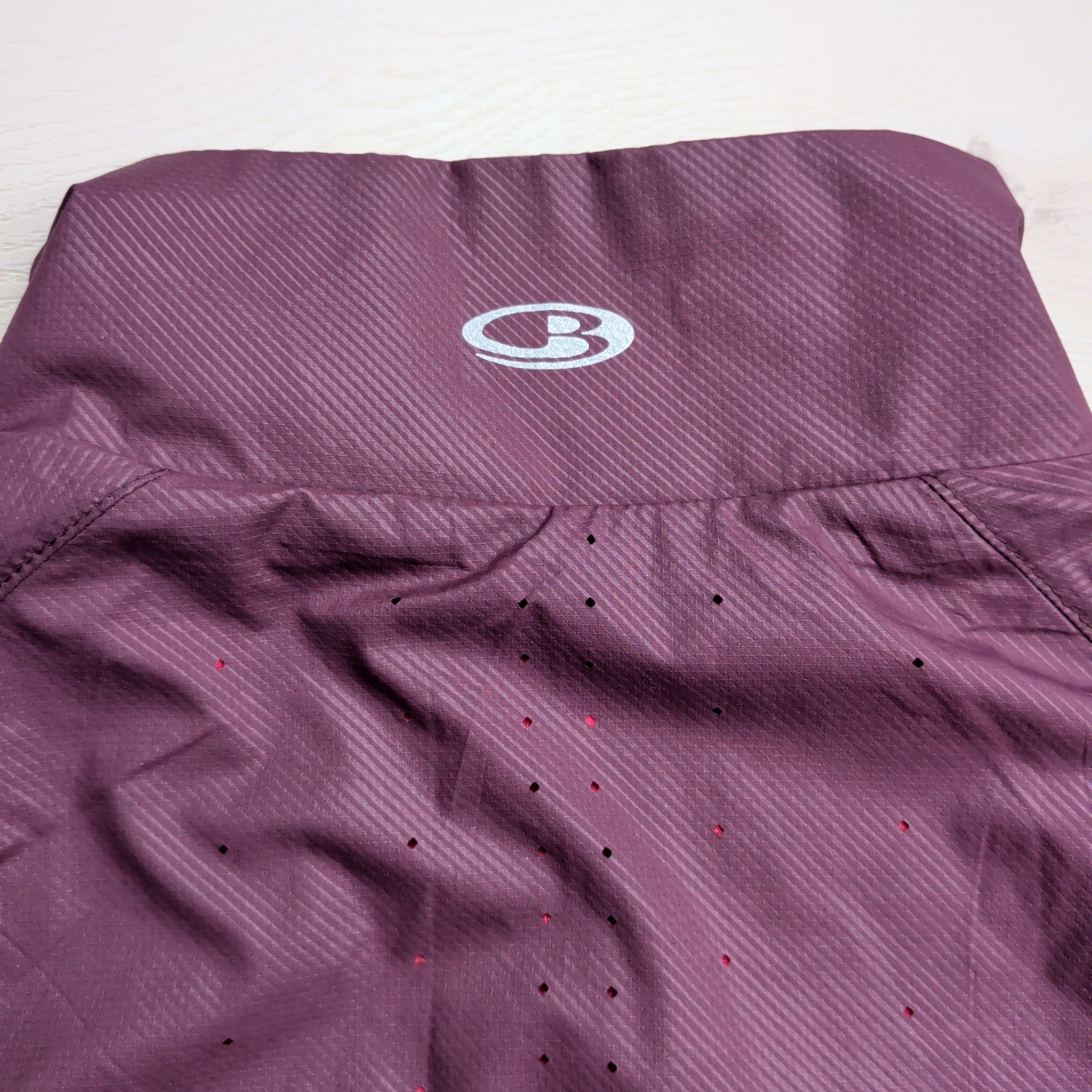 Icebreaker Merino Cool-Lite Vest Womens Small Maroon Red image 7