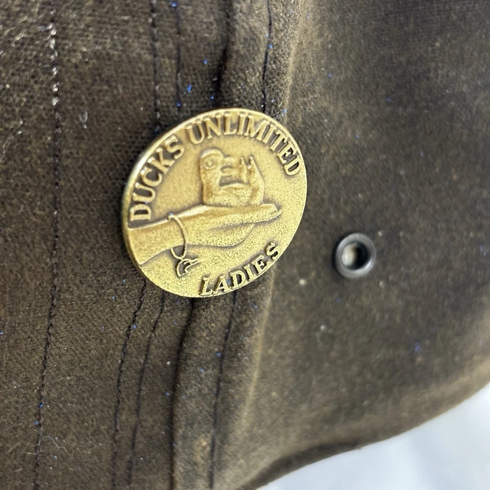 Gorra de lona encerada Ducks Unlimited DU LEADER marrón ventaja camuflaje y prendedor para damas Foto 3 de 4