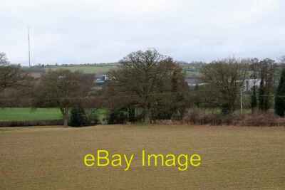Foto 6x4 Weg von Much Marcle Kirche mit Blick auf Westons Apfelweinmühle c2008