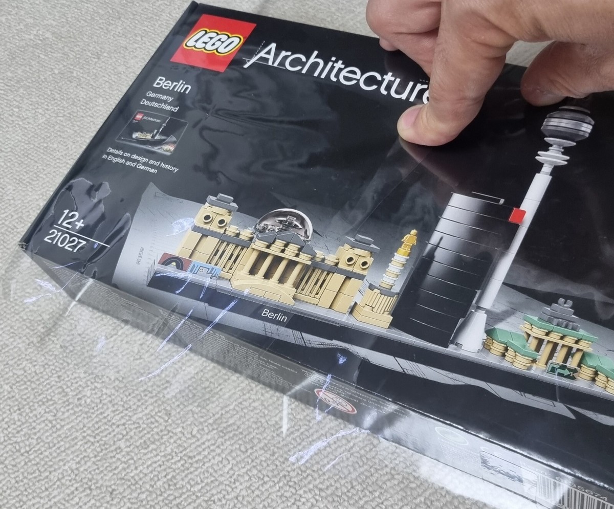 Lego Architecture 21027 Berlin Skyline Retired Set New