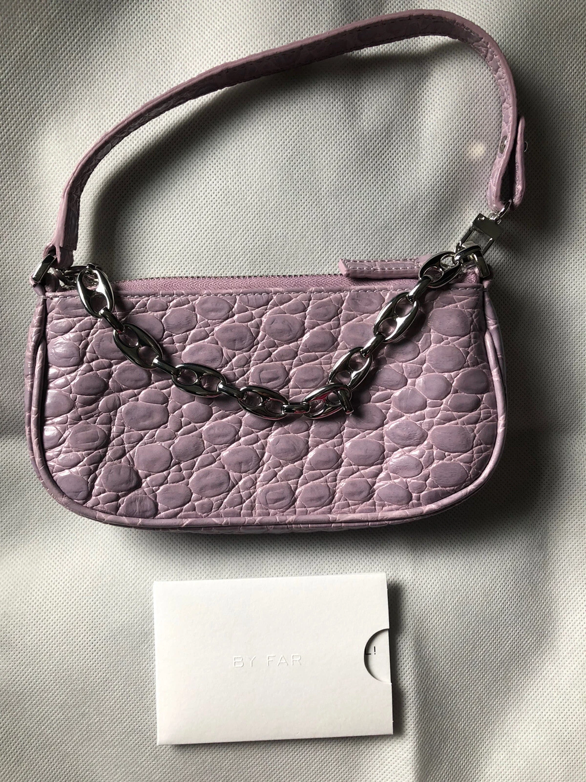 Bellissimo! BY FAR Mini Rachel Croc Borsa a tracolla in rilievo lilla $345