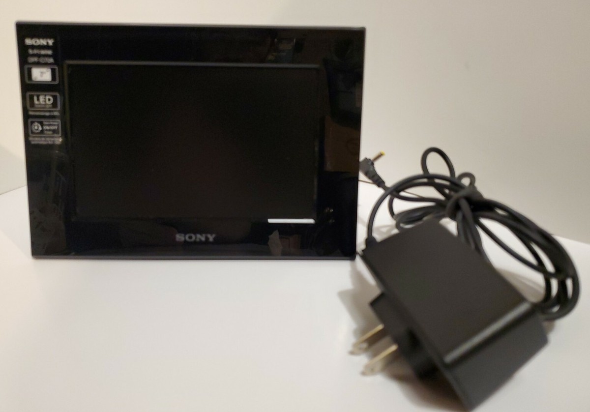 Sony DPF-C70A 7