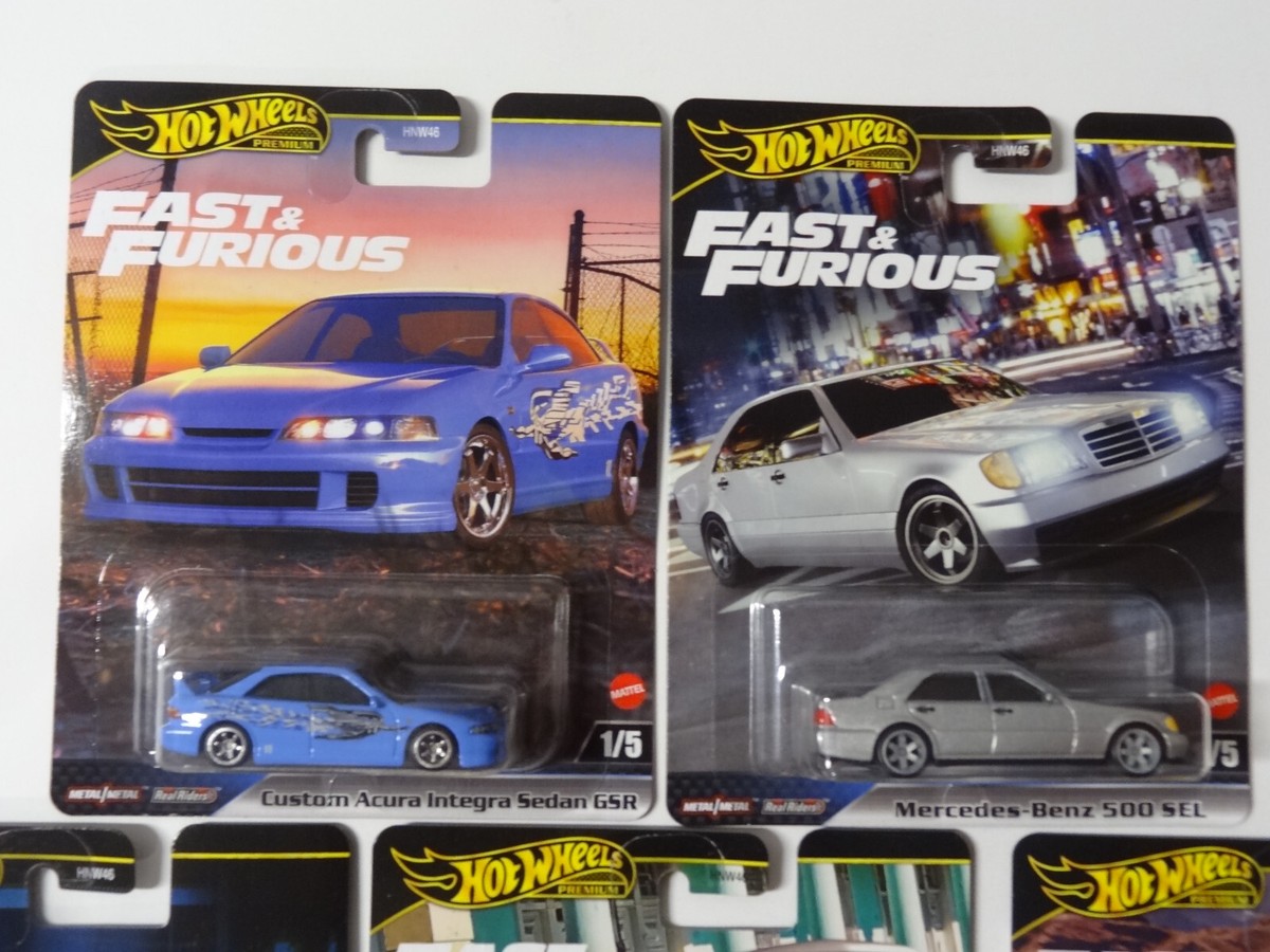 Hot Wheels ファスト・アンド・フューリアス 5台セット Amazon.com: Hot Wheels Toy Cars 5-Pack, Set of 5 Fast