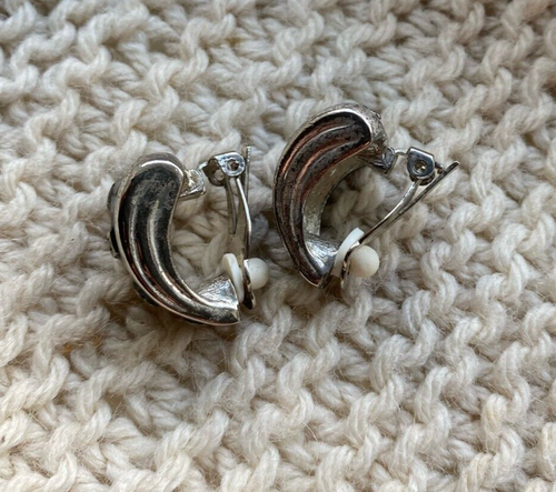 VINTAGE SIGNED GIVENCHY G Logo SILVER TONE BLACK ENAMEL Clip EARRINGS - Picture 7 of 10
