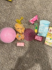 Miniverse make it mini Birthday Pineapple Donuts MGA