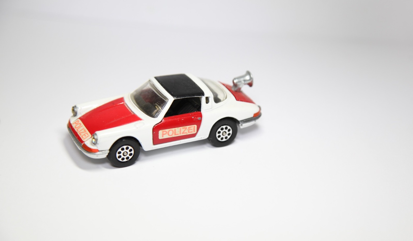 Corgi 509, Porsche Targa (Rijks Politie) - Free Price Guide & Review