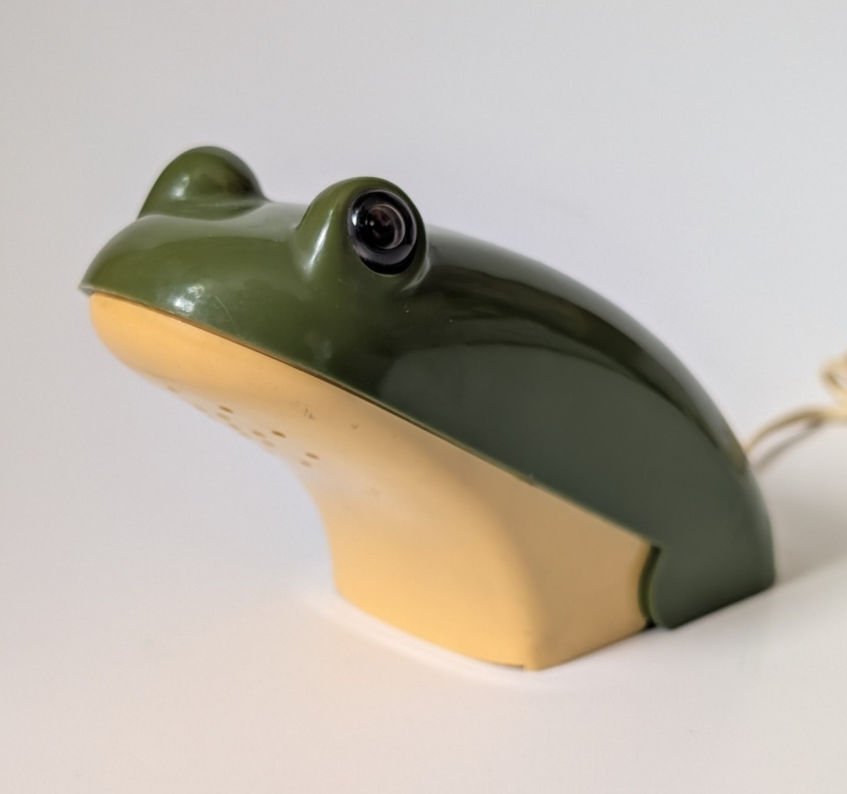 Tested Working VINTAGE 1980's CRUSADER FROG FLIP PHONE FF-518