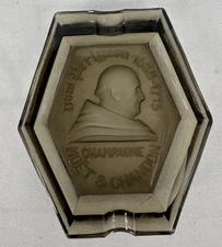 Moët & Chandon Champagne Dom Perignon 1638-1715 Smoke Colored Glass Ashtray