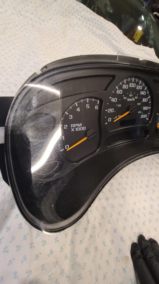 Cuadro de instrumentos Chevy Silverado GMC Sierra 2003-2007 15105687 313 km Foto 4 de 4