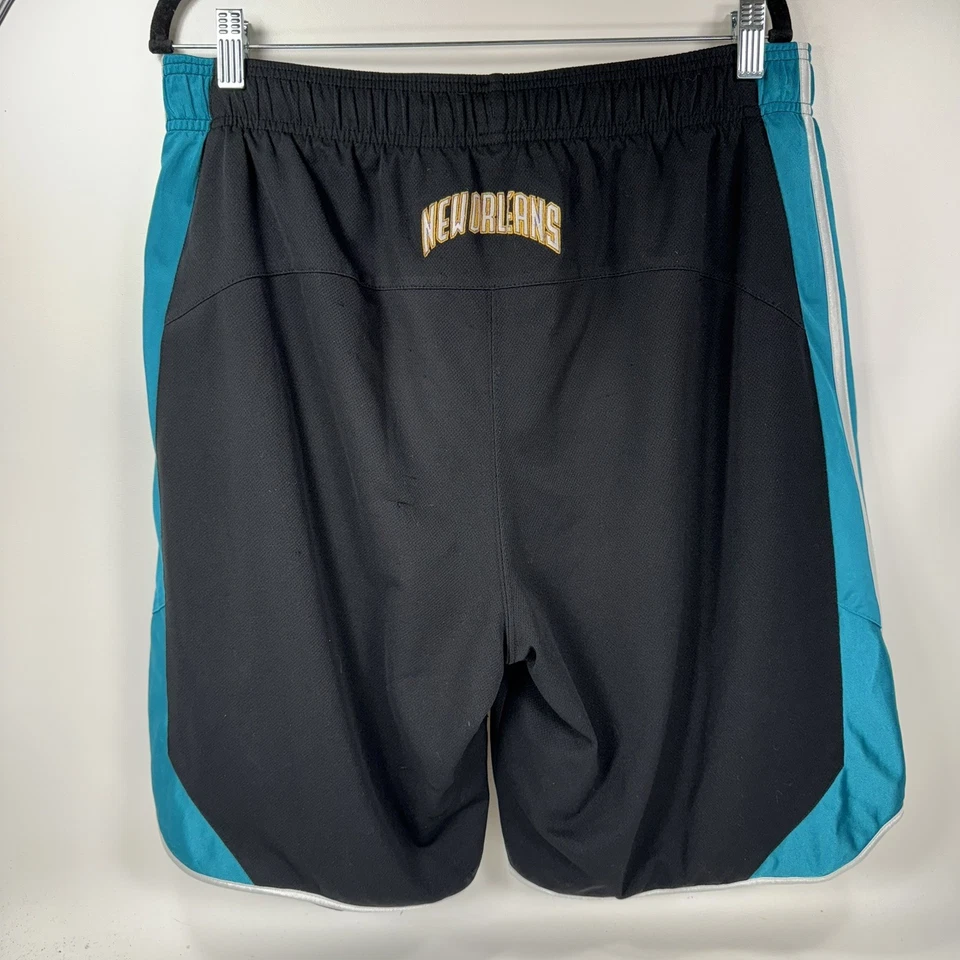 New Orleans Hornets Adidas Basketball Game Shorts Black Lines Men’s Size L - Image 4 of 4