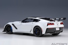 2019 Corvette C7 ZR1 in Arctic White in 1:18 Scale by AUTOart