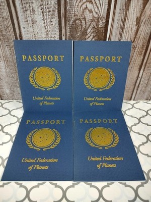 Vtg. Star Trek United Federation Of Planets Passport 1990 s Lot Of 4 New Unused 
