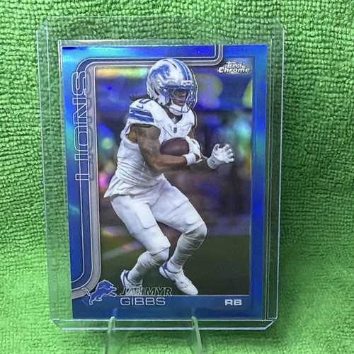 Topps 2025 Chrome Jahmyr Gibbs Detroit Lions Blue Parallel #101 color match /150