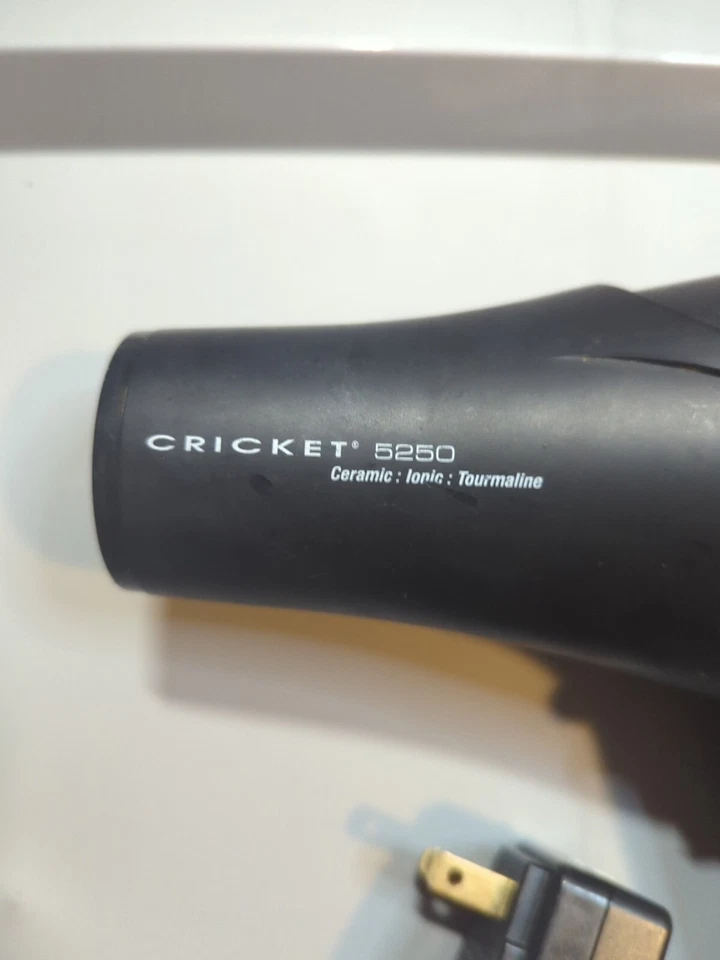Cricket 5250 Ceramic Ionic Tourmaline Hair Dryer Blow Dryer - Image 2 of 4