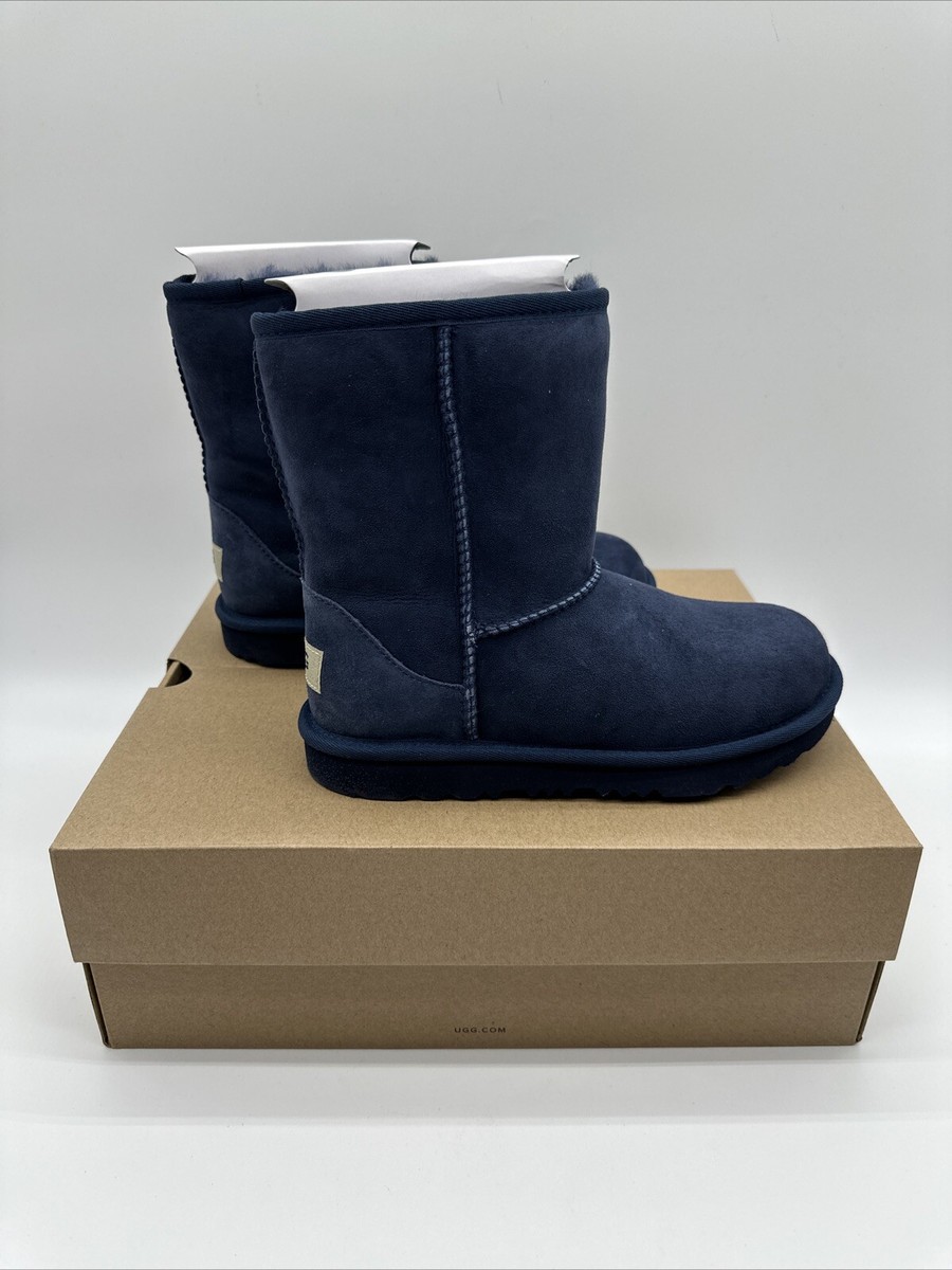 Classic Ii Uggs Size Youth Womens Kids Ugg Classic II Navy Boots Size