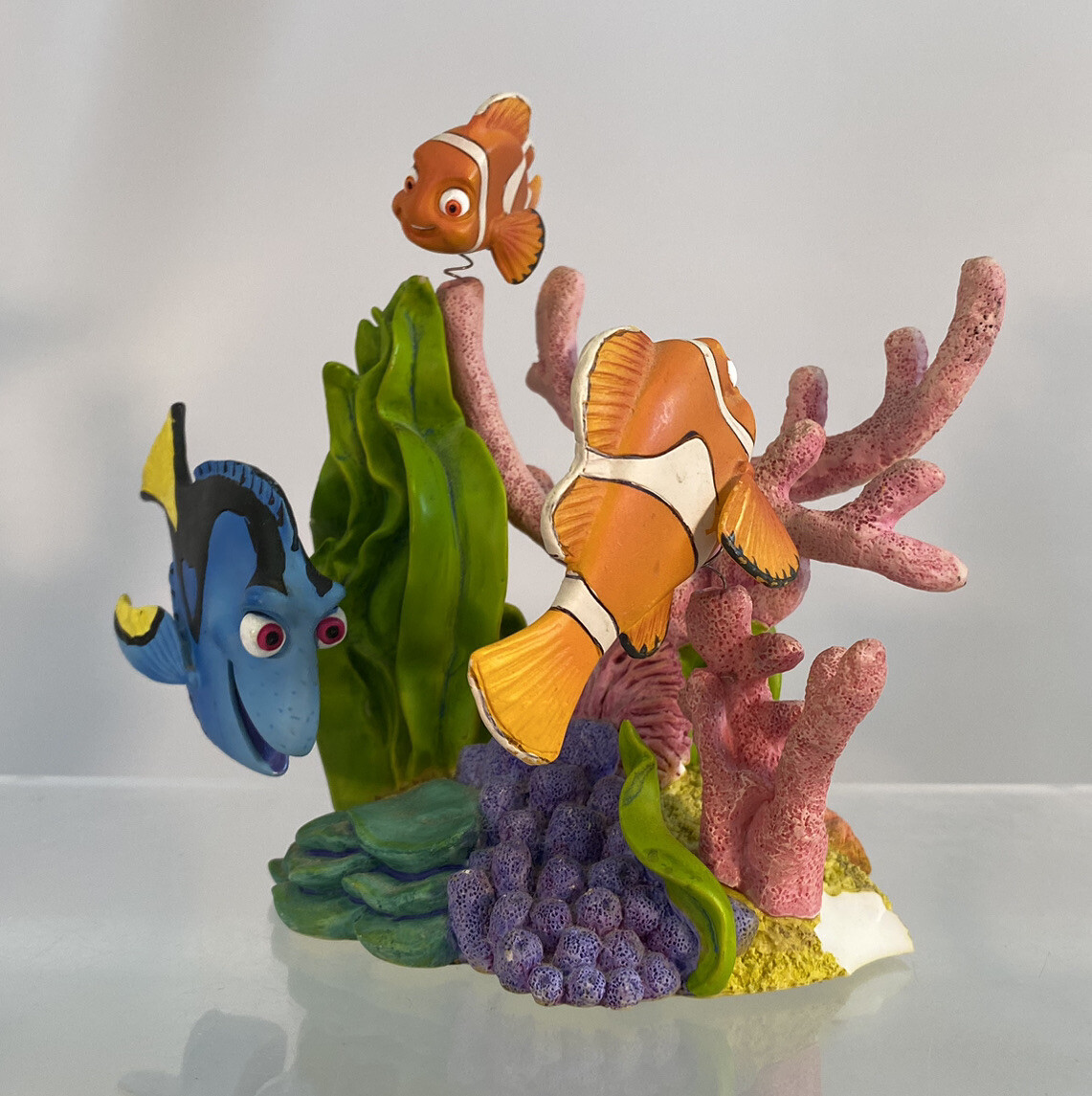 ヒラメ 置物 約40cm リアル魚 オブジェ 海鮮 インテリア ディスプレイ Disney Store Finding Nemo Diorama Dory Marlin Picture Photo Frame