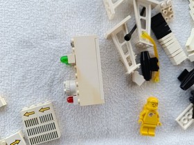 Lego 6780 Light and Sound XT Starship CLASSIC SPACE Space Astronauts