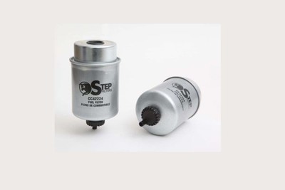 Kraftstofffilter STEP FILTERS CC42224 für JOHN DEERE Series 6010 Series 6020