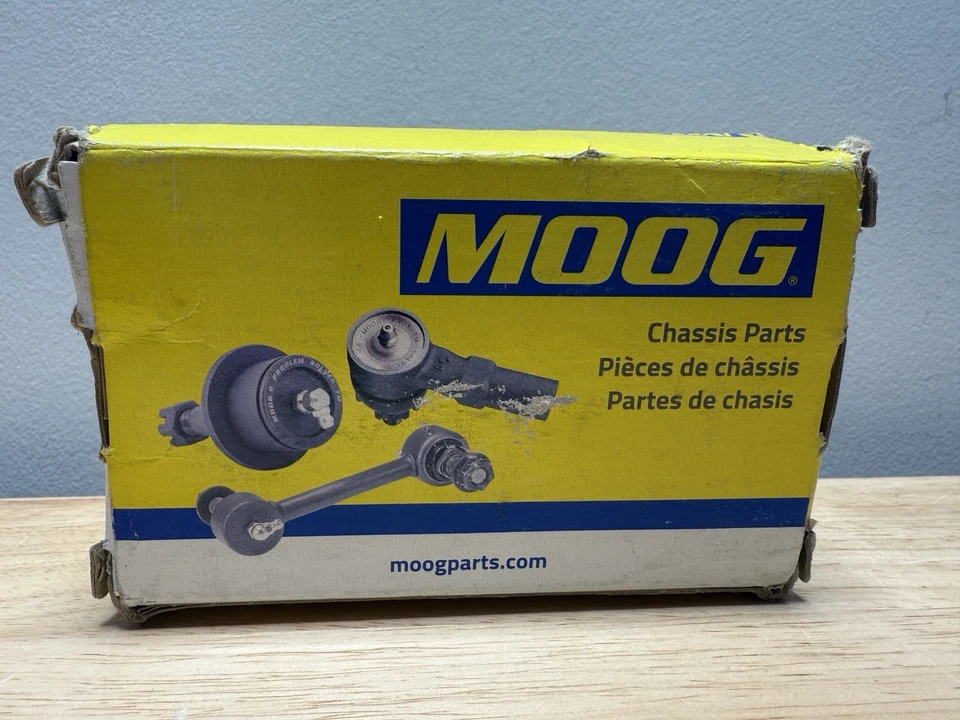Buchas de mola traseira Moog | Chevrolet C1500 1988-1999 - Imagem 3 de 4