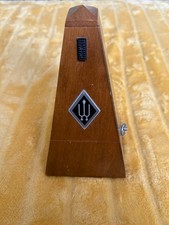 Wittner Traditional Metronome: Mahogany, Matte Finish
