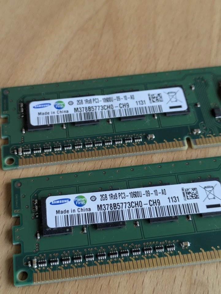 2 Stück Samsung DDR3 2GB 1Rx8-PC3-10600U-09-10-A0 zusammen 4 GB - Bild 3 von 4