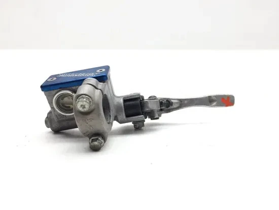 Cilindro maestro de freno delantero 2007 Suzuki RMZ250 3355 X Foto 2 de 4