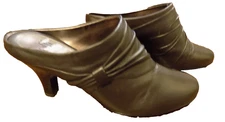 Sofft Shoes Dark Taupe Leather Mules Slip On 3" Heels Clogs Pleated 8.5 Classy!