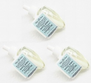3 Bath Body Works Wallflower White Barn No 3 Renew Refresh Plug