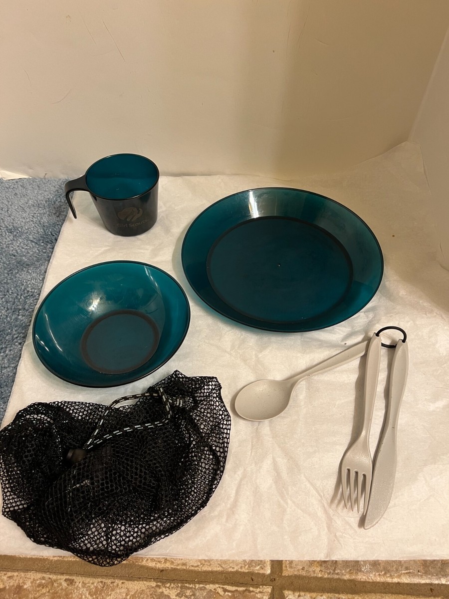 GSI Outdoors Girl Scouts, Clear Green Camping Dinnerware in mesh