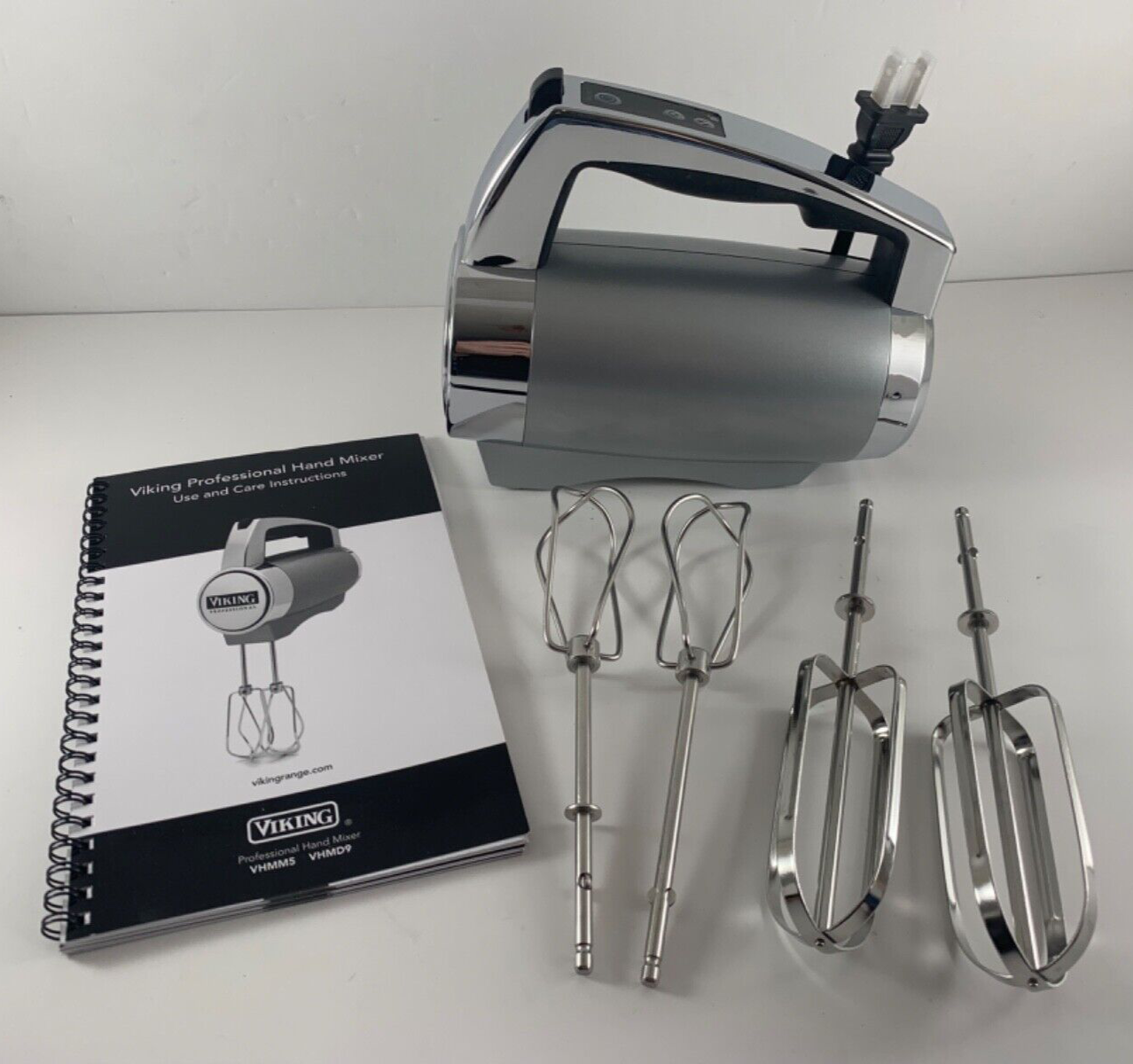 VIKING Digital 9Speed Hand Mixer 250 Watt VHMD9MS New Without Box