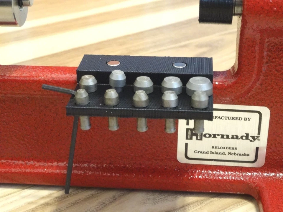 NUEVO estuche de latón virutas receptor de botes de latón, para la recortadora Hornady LNL Cam-lock. Foto 3 de 4