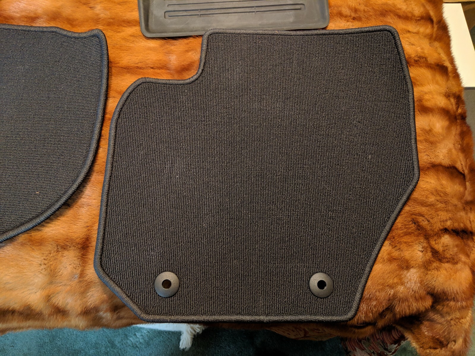 NEW Genuine VOLVO XC60 Floor Mats All Weather Fabric 39822905 eBay
