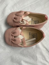 Gap baby shoes girl used 12-18 months