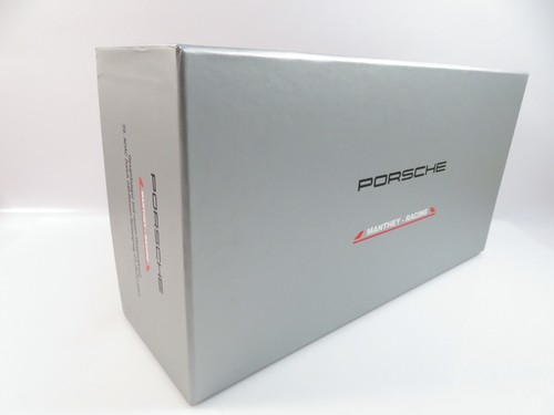 1:43 Spark Porsche Manthey Racing Gesamtsieger 39. ADAC Zurich 24hRennen 2011 - Picture 10 of 12