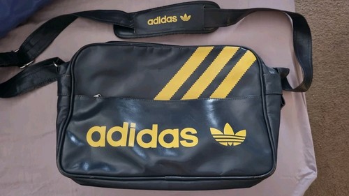 Vintage 90s Adidas GREY/YELLOW Side Bag Classic