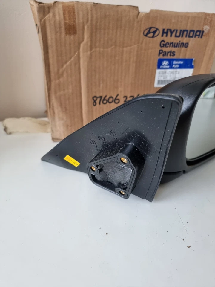 GENUINE HYUNDAI EXCEL 1995-1999 O/S REAR VIEW MIRROR | 87606-22611CA - Image 2 of 4