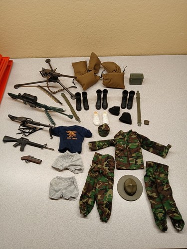 21st Century Toys “The Ultimate Soldier” Accessories, Weapons, Clothes 1/6 Scale