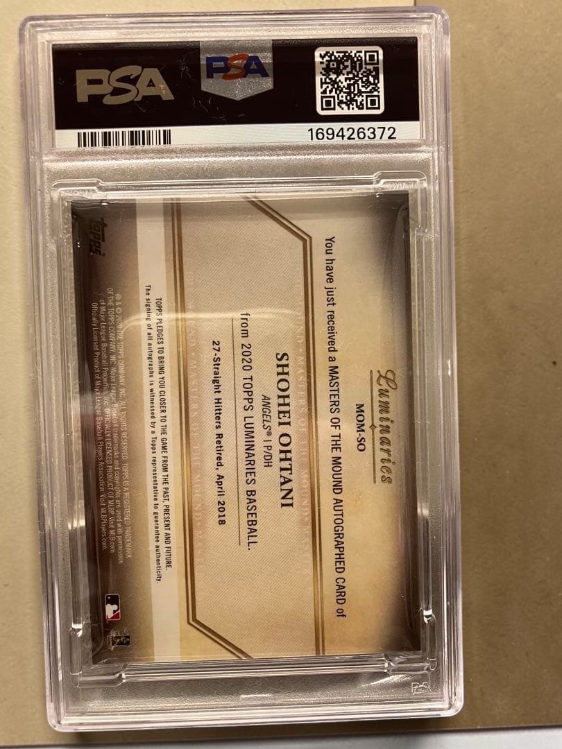 2020 Topps Luminaries Shohei Ohtani Auto /15 PSA 9 On Card Angels Japan view 5