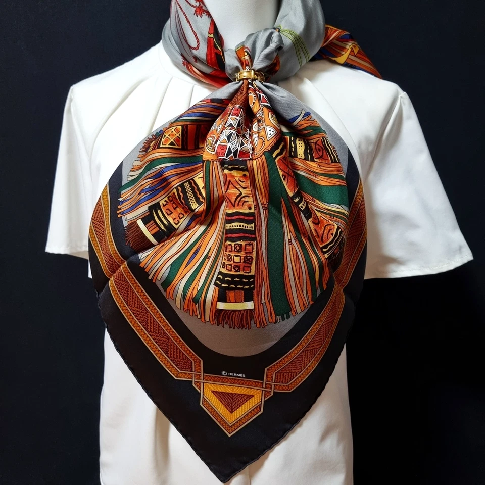 RARE VINTAGE HERMES Silk Scarf "Cuirs du Desert" Carre 90 - Image 3 of 4