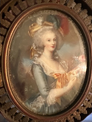 “ RARE* Miniature oil painting of Marie Antoinette Signed Germany Original Frame - Picture 5 of 10
