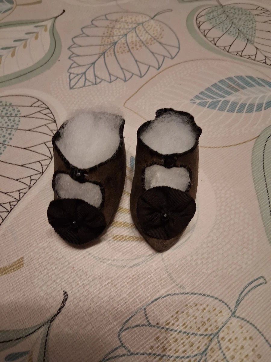 Chaussures Miniatures Roses, Accessoire de Mode, Maison de Poupée | ATELIER MINIATURE