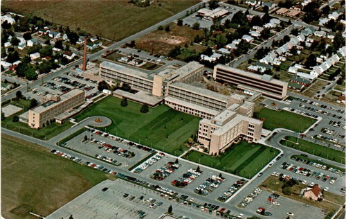 Rockford Memorial Hospital Rockford Illinois Winnebago County manufactu postcard - 第 1/2 張圖片